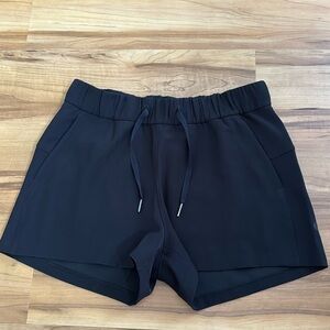 Lulu Lemon On the Fly Short